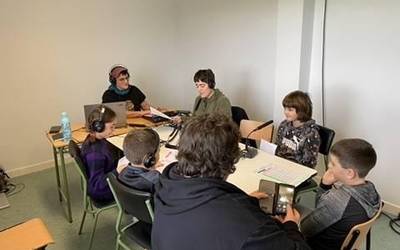 Txutxumutxu irratia: martxoak 8ari begirako saioa