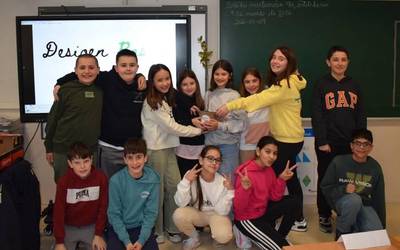 Basotik Fundazioaken 'Desioen basoa' ekimenean parte hartu du Mendaroko ikasle talde batek