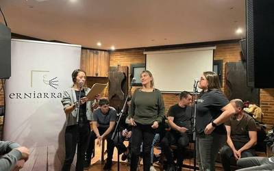 Bertsolarien taldekako lehia