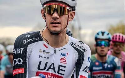 Txirrindularitza eta areto futbola