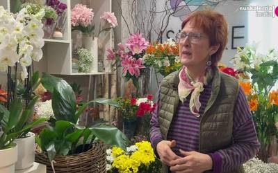 Karmele Yeregi: "Ez dut denda itxi nahi, norbaitek hartzea gustatuko litzaidake"