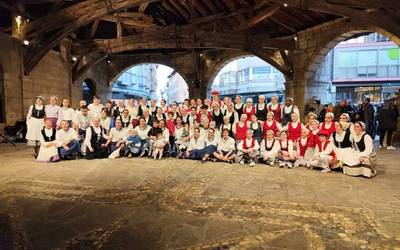 Bizkaian Emakumeak Dantzariren hamargarren edizioa egingo dute zapatuan Durangon