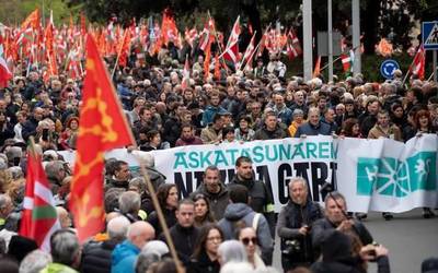 Aberri Egunerako autobusa jarri du Zumaiako EH Bilduk