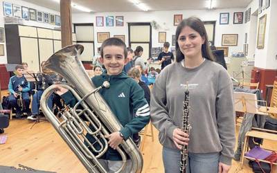 Lehen aldiz joko dute herrian Bergarako Gazte Bandarekin, eta "gogotsu" daude