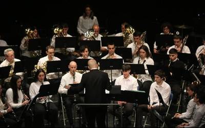 Arrasate Musikaleko bandaren udaberriko kontzertua hilaren 15ean