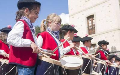 Martxoaren 18an amaituko da Aiarako jaien kartel lehiaketara aurkezteko epea