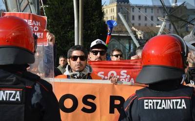 Espedientea errefusatu dute Tubacexeko langileek