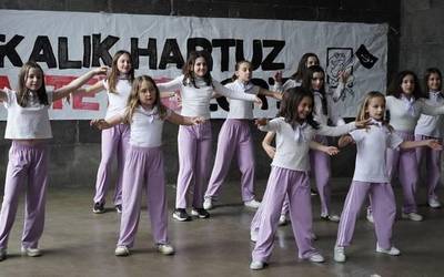 Herrian bizia duten kirolei ikusgarritasuna emateko, abiatu dituzte Kirol Egunak