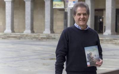 "Gauza gutxi dago ipuin on bat irakurtzea baino atseginagorik"