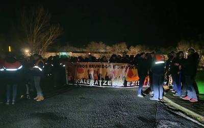 Hasi da greba mugagabea Tubos Reunidos enpresan