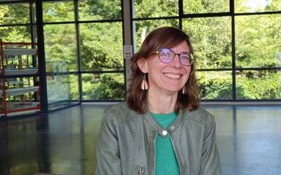 Katixa Dolhare (UEU): “Euskarazko literatura hautaketa ezin da irakaslearen borondatearen esku bakarrik utzi”