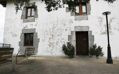 Manten dezagun Martirietako auzo elkartea bizirik