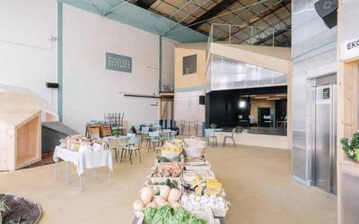 Aiaraldea Ekintzen Faktoria sukaldari bila dago