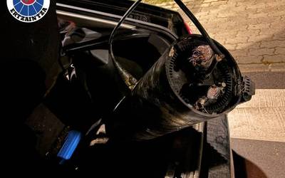 Bi pertsona atxilotu dituzte Mallabiko enpresa batean, kablea lapurtzea leporatuta