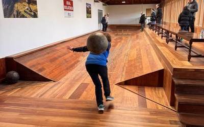 Estrella Alonso eta Jorge Leon gailendu dira Arabako Bola-joko Txapelketako Tertangako tiraketan