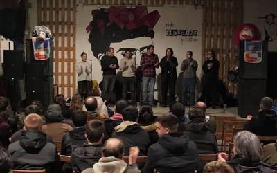 Bertsoaldi ederrak utzi dituzte Herriarteko Txapelketako eskualdeko finaletan