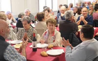 Alaiak jubilatuen elkarteko bazkideen eguna ospatu dute