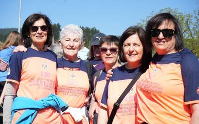 Ehunka lagunek parte hartu dute Berdintasunaren Aldeko Ibilaldiaren edizio berrian