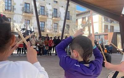 Korrika, danbor hotsez