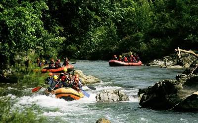 Baztan eta Bertiz Abentura parkeek ateak ireki dituzte denboraldi berrirako