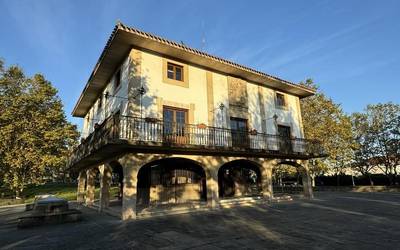 3.600 bonu aterako ditu Sondikako Udalak herriko merkataritza eta ostalaritza sustatzeko