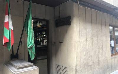 Medikuntza eta gastronomia uztartuko dituzte bihar Oñatin, koloneko minbiziaren kontra