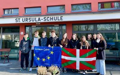 Laudio BHIko ikasleak buru-belarri sartu dira Alemanian hartu dituen ikastetxeko egunerokoan