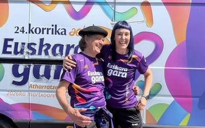 "Familia giroa dugu; urte birik behin baino ikusten ez duzuna zugaz bizi izan dela sentitzen duzu"