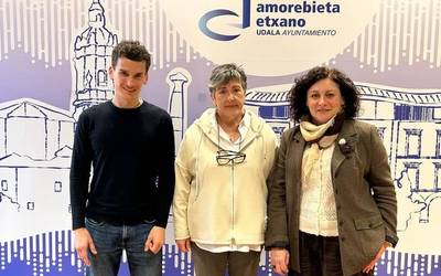 Ekitaldi sorta antolatu dute Zornotzan Udabarri dantza taldearen 60. urteurrena ospatzeko