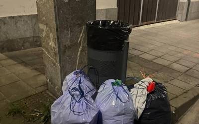 Herritar batzuen zabarkeria salatu du Mendaroko Udalak