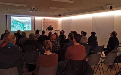 Debabarreneko geologia bereziaren inguruko gida aurkeztu dute