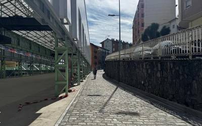 SAPA eta Baltegieta 22 bitarteko galtzada-harria birjartzeko lanak amaitu dira eta bihar, martxoak 27, zabalduko da oinezko zein ibilgailuentzako