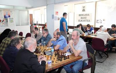 Argiak eta itzalak Bergara Xake Elkartearentzat ligako azken jardunaldian
