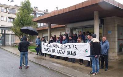 Kronifikatutako izuaren aurrean, Gazarako erantzun konprometitu eta solidarioak eskatu dituzte