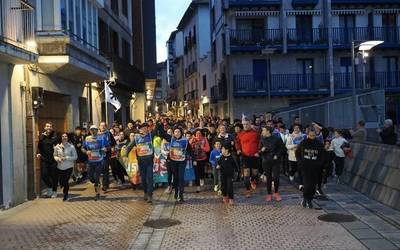 "Debak erantzuten du: euskararen aldeko batasuna, zatitzen saiatu zirenen aurrean"