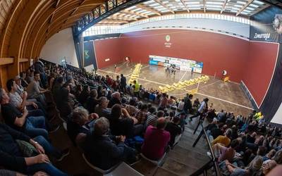 Aizkora apustua iruditan