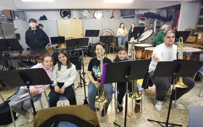 Soraluzeko Musika Eskolakoek Eibarko Musika Bandarekin joko dute, gaur