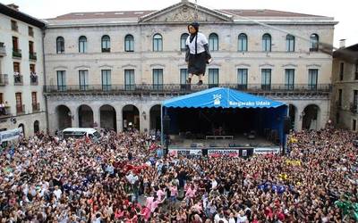 Martxan dago aurtengo Pentekoste jaietarako kartel lehiaketa