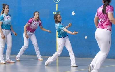 Ruiz de Infante eta Erasun nagusi Elgoibarren jokatu duten Nafarroako Irekiko jardunaldian