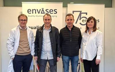 APILL-ek eta Arabako Ontzi Metalurgikoek opari-txartelak bultzatuko dituzte Eguberri hauetan, Laudio Berrikusiren bidez tokiko merkataritza sustatzeko