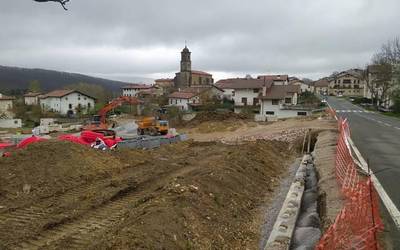 Santioalde urbanizatzeko lanak hasi dituzte