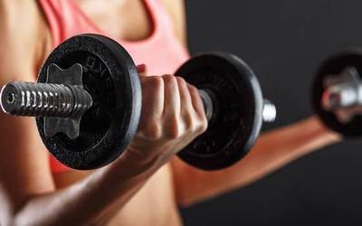 Gimnasioko makinen ikastaroa antolatu dute Arbizuko Kiroldegian