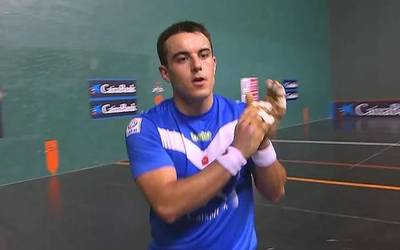 Artolak Larrazabal izango du aurrez aurre Buruz Buruko Txapelketaren Azkoitiko final laurdenean