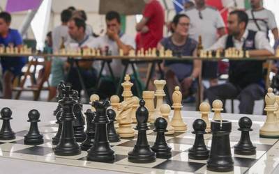 Euskarazko xake ikastaroa eta txapelketa egingo dituzte Amurrion Gurasolagun ekimenaren barruan