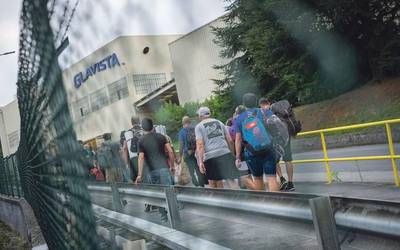 Glavista eta Guardianen azpiegiturei "irtenbidea eta etorkizuna" emateko akordio bat laster lortu ahal izatea espero du Jaurlaritzak