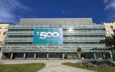 "Artxibo Sekretua" ekimenak leioaztarren emozio eta istorio anonimoak bilduko ditu