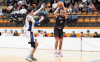 Play-off kanporaketei begirako garaipenak