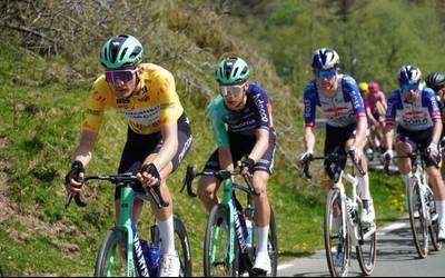 Azkoititik lehen igaroaldia egin du Itzuliak