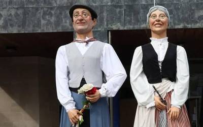 Erraldoiei izena ipintzeko lehiaketa antolatu du Mendaroko Udalak 12 urtez azpiko herritarrentzat