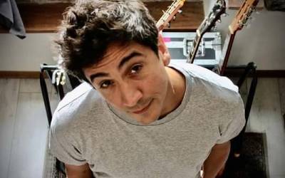 Jurgi Ekizak Deban eskainiko duen kontzerturako bi sarrera bikoitz zozkatuko ditu BARRENAk irakurleen artean